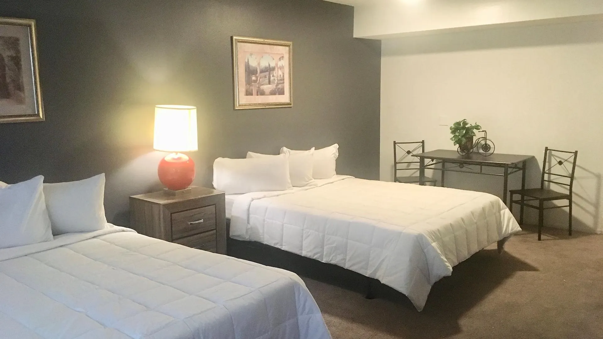 Siegel Slots And Suites Las Vegas